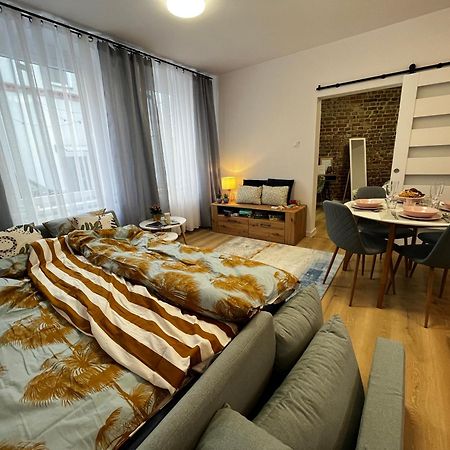 Comfortable Apartment For 1-4 Guests Chorzów Exterior foto
