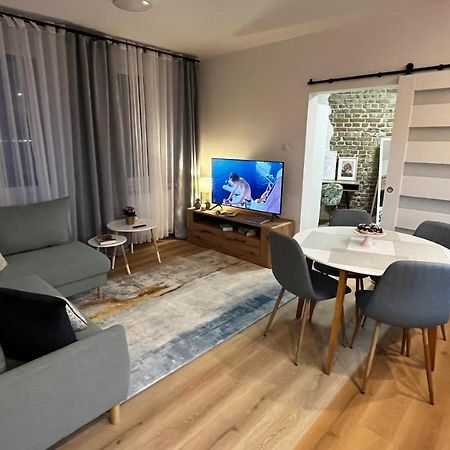 Comfortable Apartment For 1-4 Guests Chorzów Exterior foto
