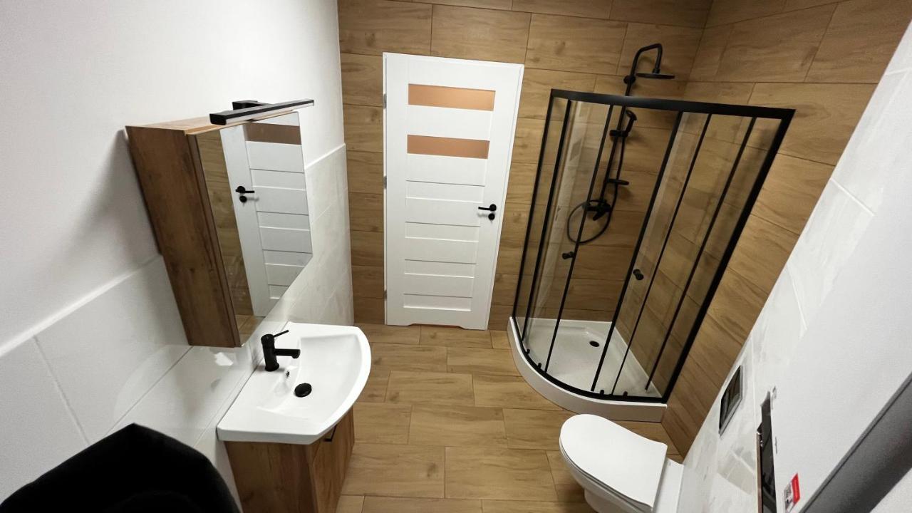 Comfortable Apartment For 1-4 Guests Chorzów Exterior foto