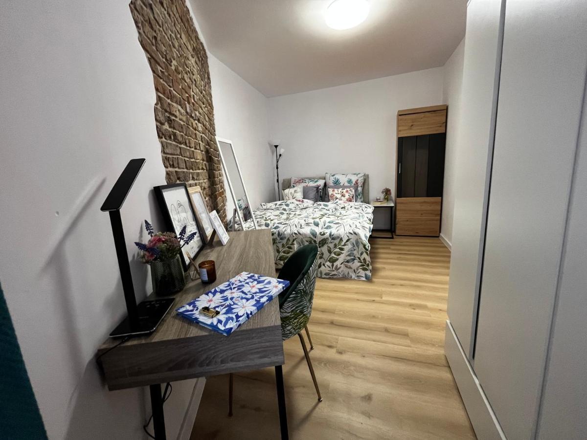 Comfortable Apartment For 1-4 Guests Chorzów Exterior foto